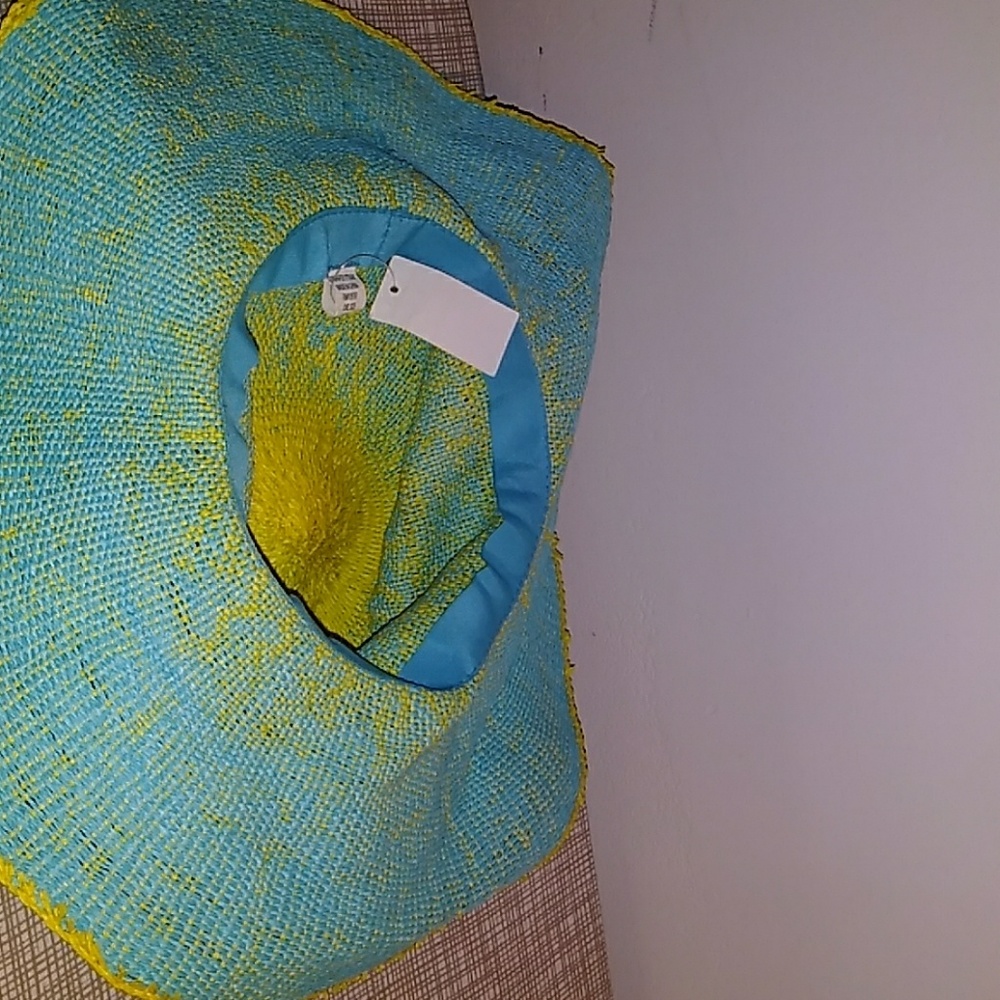 Sun hat - Picture 2 of 3